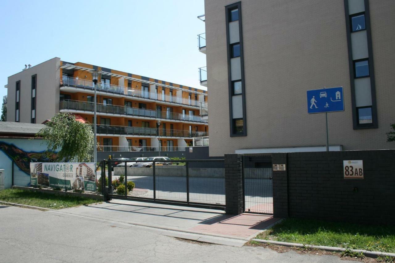 Grey & White Pogodne Apartment Kolobrzeg Exterior photo